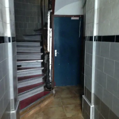 Cyrano Voltaire 巴黎