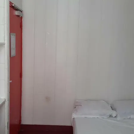 Cyrano Voltaire * Paryż