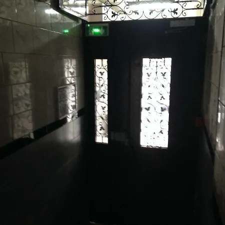 Cyrano Voltaire فندق باريس