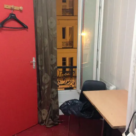 Cyrano Voltaire باريس