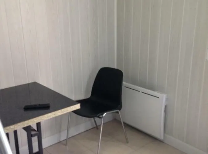 Cyrano Voltaire * Paris