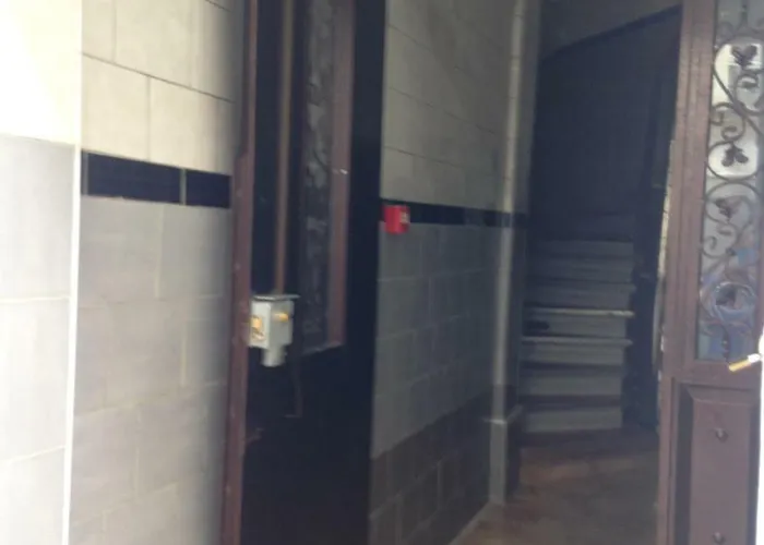 Hotel Cyrano Voltaire